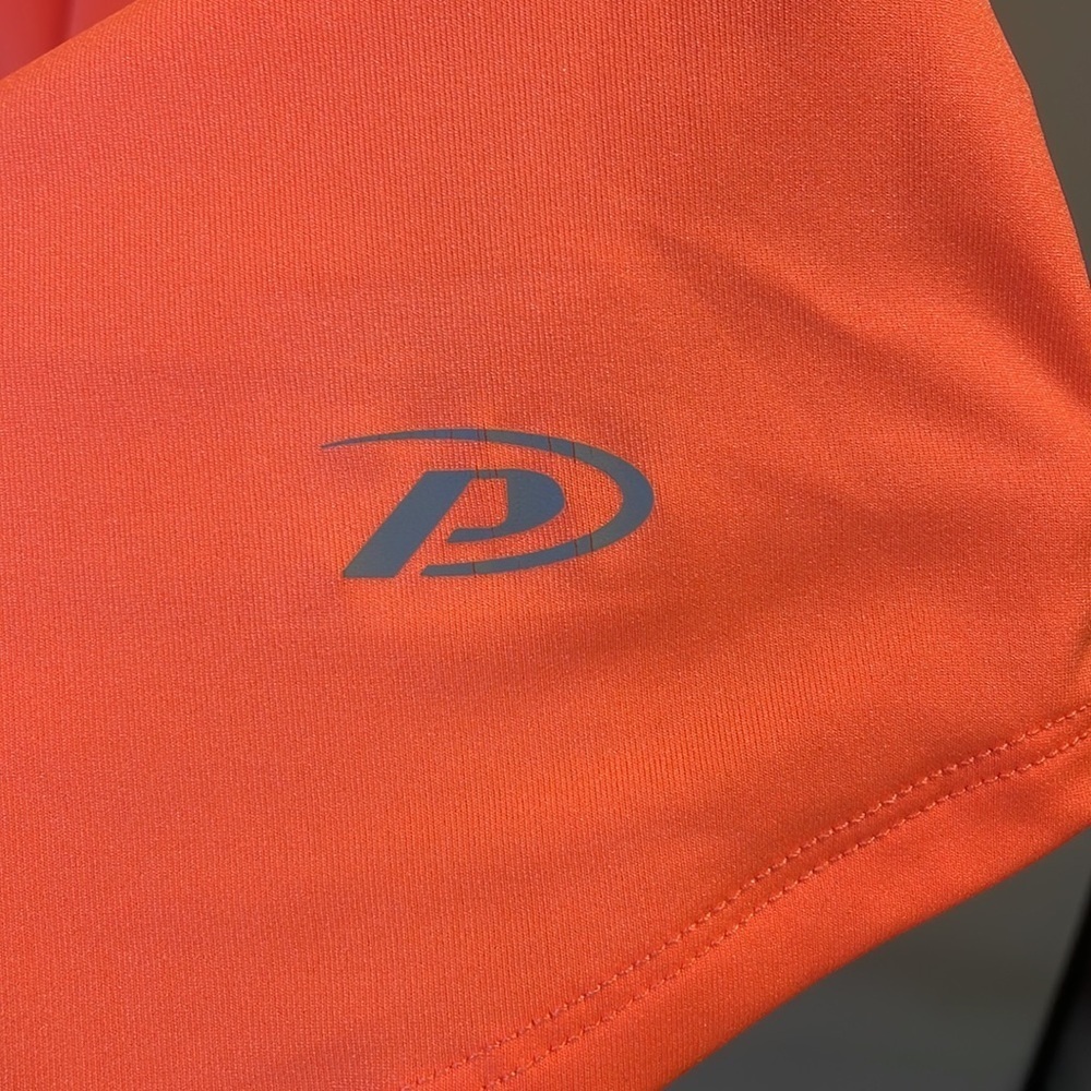Neon orange workout tanktop - Picture 6 of 11